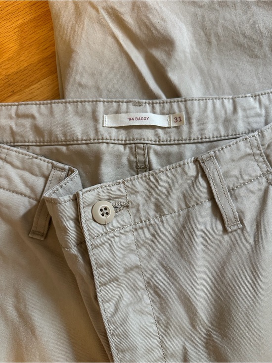 Levi's Pants - Levi’s 94 baggy cargo pants beige